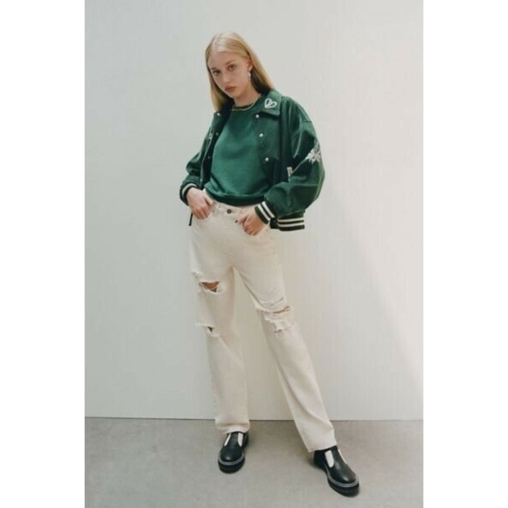 urban outfitters bdg jeans., high-rise baggy fit. Mom Distressed Festival 29￼
